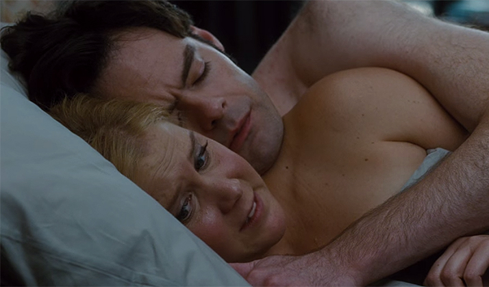 The First Date Kiss Doesn't Have To Be An Awkward Disaster
