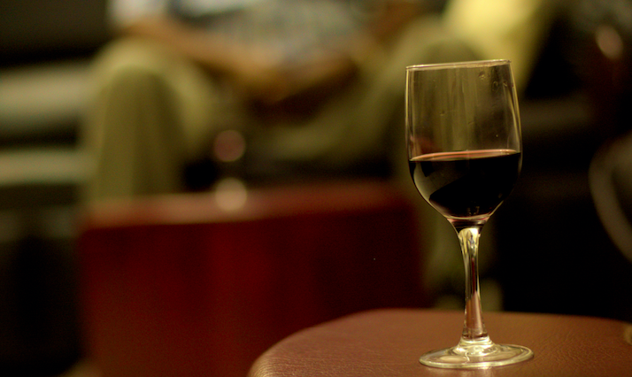 Don't Waste Your Life Drinking White Wine When Red Is Far Superior 